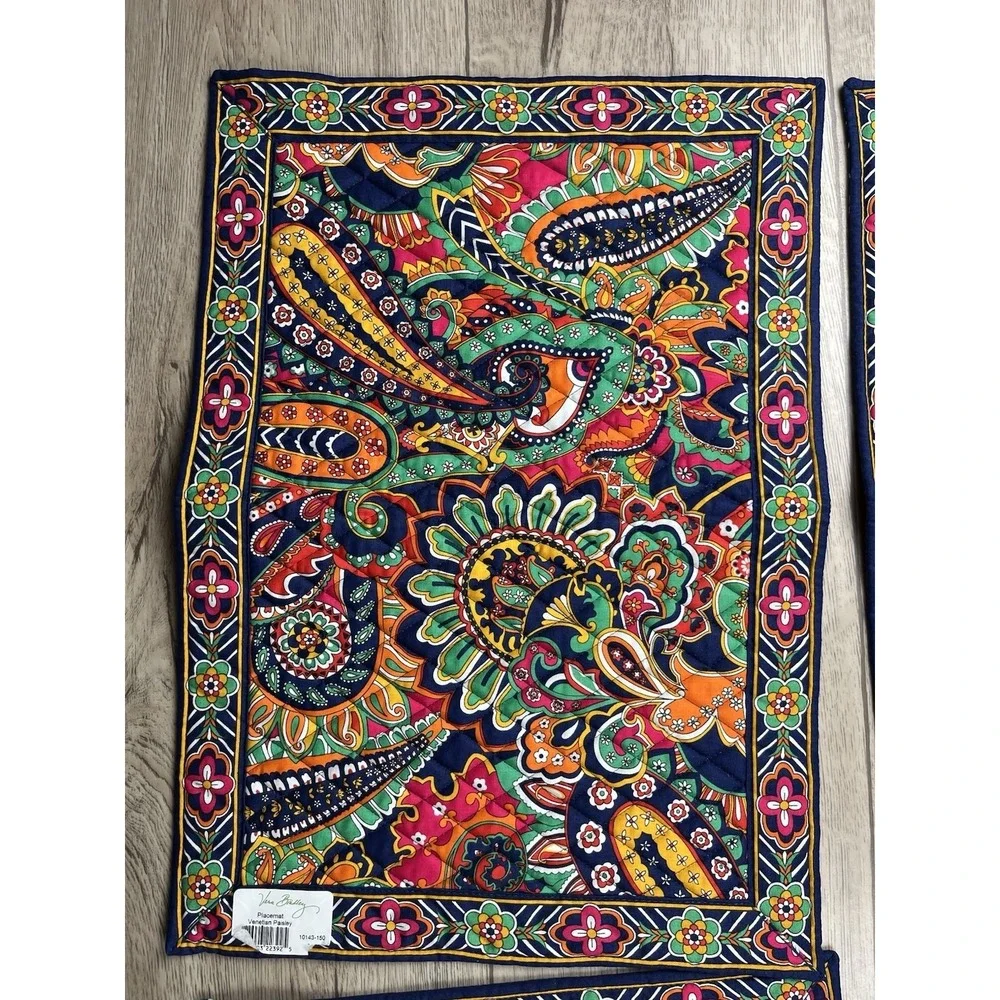 Vera Bradley Quilted Placemats (4) & Napkin (4) Set Venetian Paisley NEW